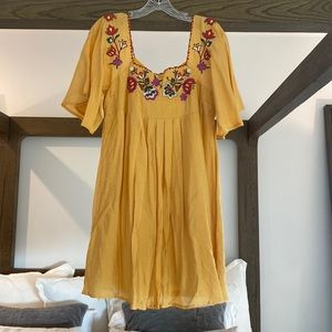Women’s M Yellow Sun Dress + Embroidery